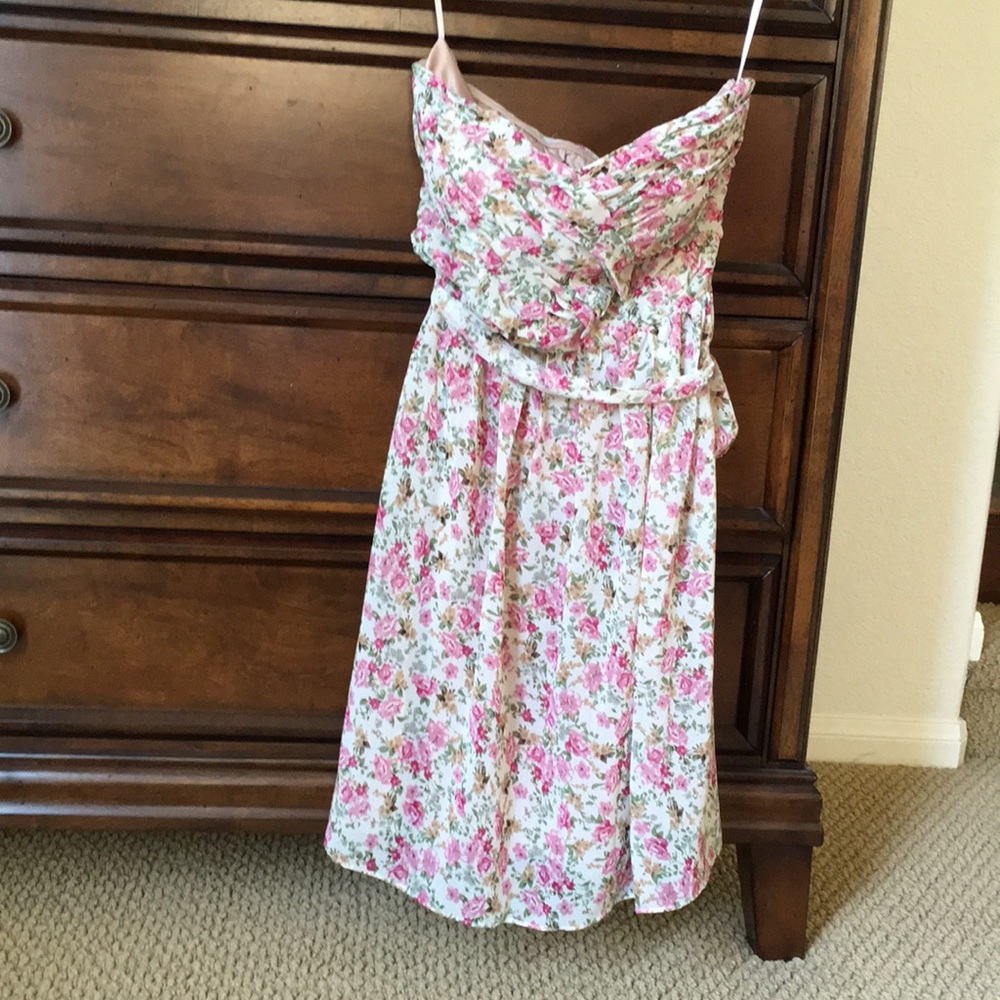 NWT strapless floral chiffon dress